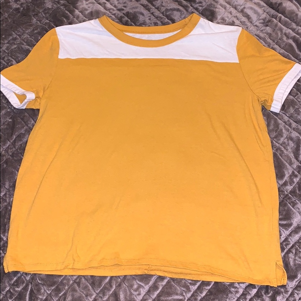 🌻Sunflower Gold Boyfriend Tee🌻